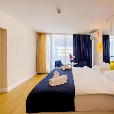 Orbi City Apartment With Sea View Batumi Kültér fotó