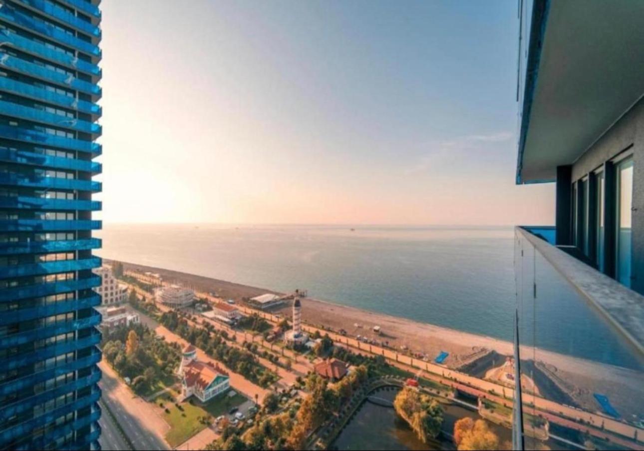 Orbi City Apartment With Sea View Batumi Kültér fotó