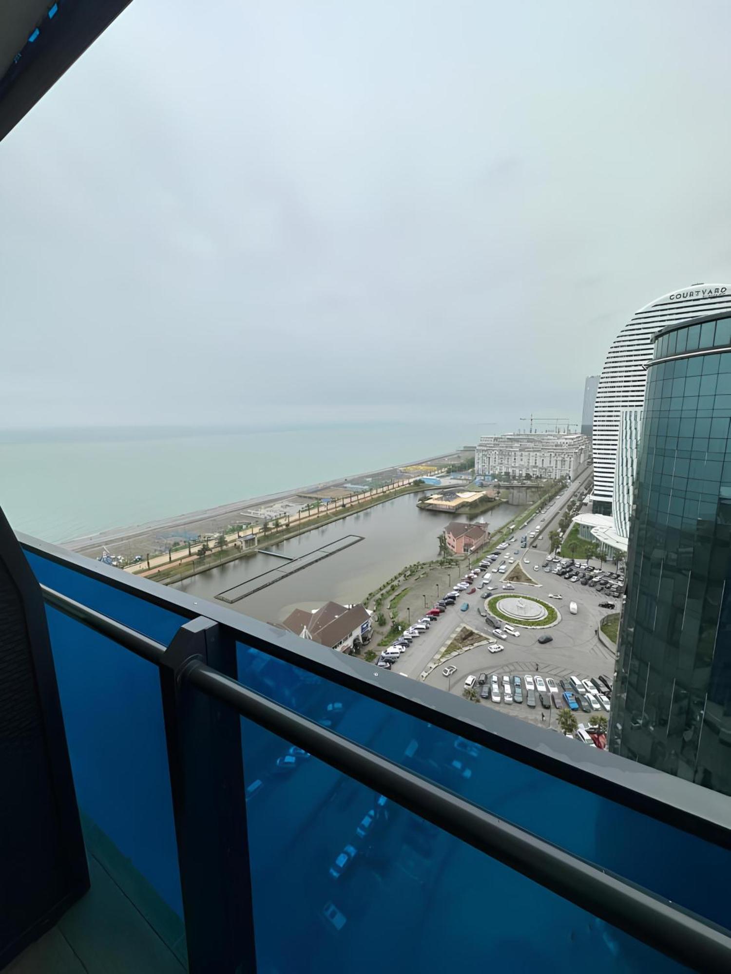 Orbi City Apartment With Sea View Batumi Kültér fotó